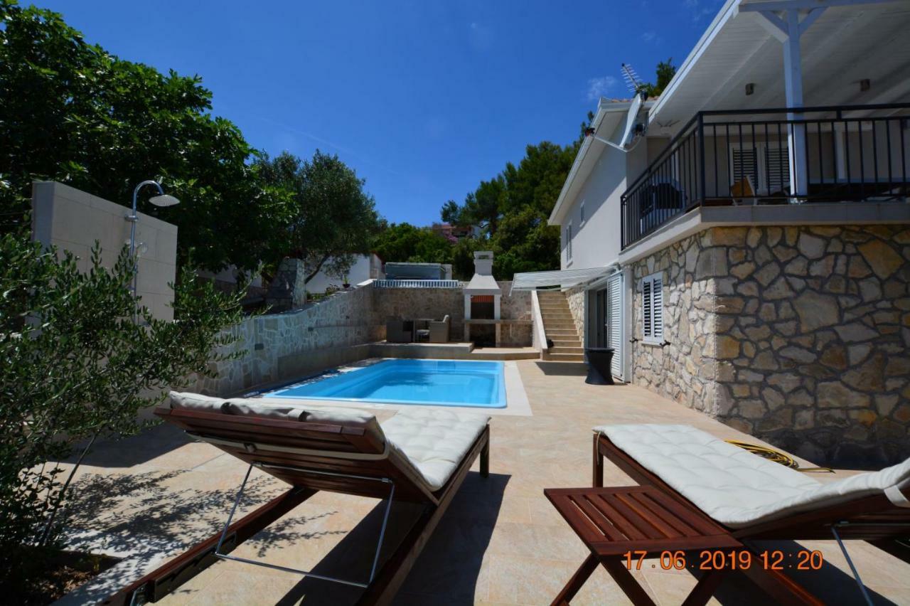 Sealodge - Luxe Villa, Private Pool, Mooring, Parking, Sea & Mountain View, At 150 M From Idyllic Private Beach Rogač Exterior foto